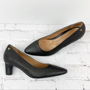NWOT Vionic Mia Black Embossed Snake Leather Heel Pumps